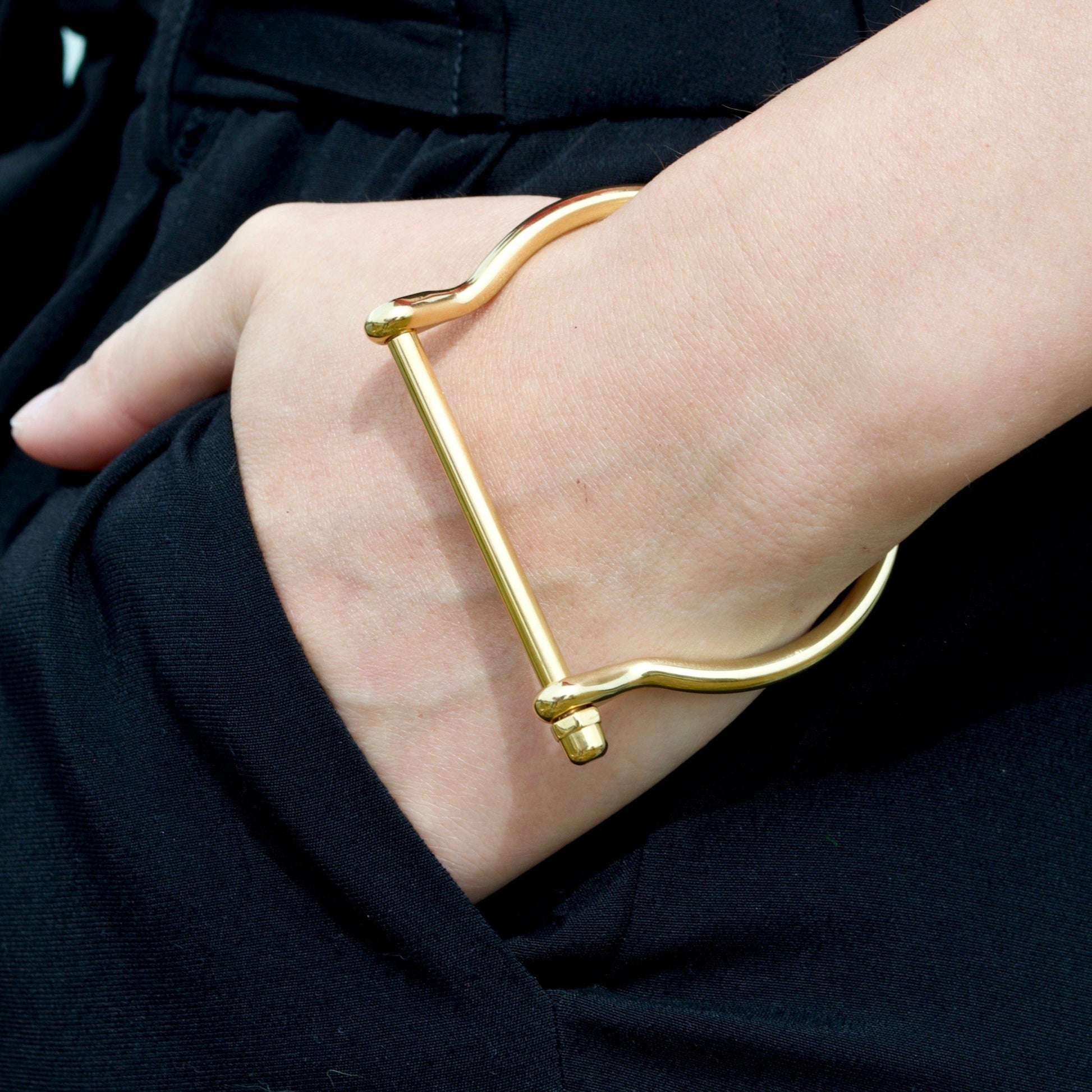 Opes Robur bracelet SCREW CUFF - GOLD